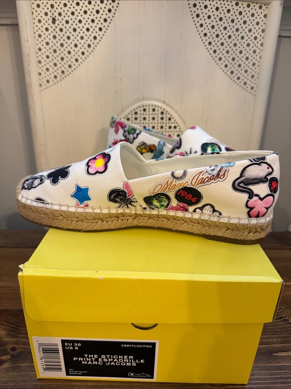 Marc Jacobs White Canvas Espadrilles with Multicolor Patch Motifs sz8 nwt